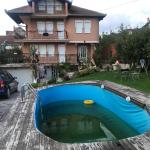 Ipet me qira shtepia 2 katëshe 300m2 në Vranjevc