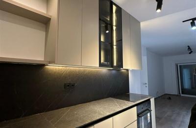 Banese & Zyre me qira Arberi ( Dragodan) 92m2+
