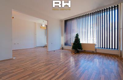 Lokal 120.25m² në SHITJE në Ulpianë