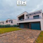 Shtëpi 245m² në SHITJE në lagjen Priam