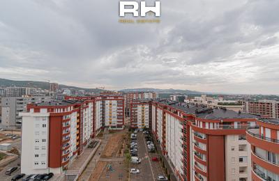 Banesë – Penthouse 67m² + 24m² në SHITJE në Rrugën C