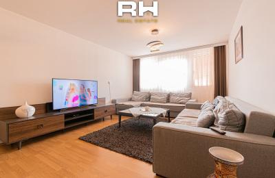 Shtëpi 120m² me QIRA në Ulpianë