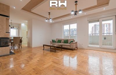 Penthouse 168m² + 90m² në SHITJE në Bregun e Diellit