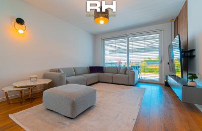 Shtëpi 240m² me QIRA në Çagllavicë