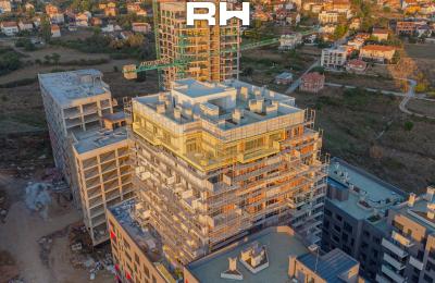 Banesë – Penthouse 321.2m² për SHITJE në Lagjen Kodrina, Mati 1