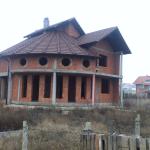 Shitet shtëpia 2 katëshe në Hajvali me sipërfaqe 250m2 dhe ka 4.20 ari truall