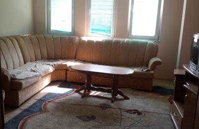 Ipet me qira banesa 3 dhomshe 86m2 Lagja Dodona