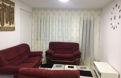 Ipet me qera banesa 2 dhomëshe 65m2 në lagjen Mati 1