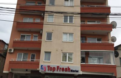 Shitet banesa 2 dhomëshe 33m2 në Tokbashqe