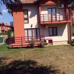 Ipet me qira shtepia 2 katshe 240m2 lagja Nilc