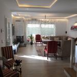 Shitet Shtepia 2 kateshe me 3 Ari Truall 240m2 Lagja Marigona