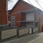 Shitet Shtepia 2 katshe me 240m2 ne lagjen Arberi