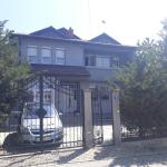 Shitet Shtepia 2 katshe me 5 Ari truall Veterrnik