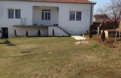 Shitet Shtepia 1 katëshe më 14 Ari Truall e 15m2 në Fshati Sllavi