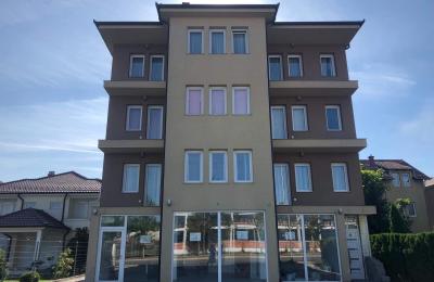 Ipet me qira Lokali 90m2 ne lagjen Emshir