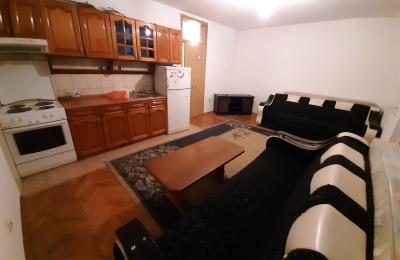 Ipet me qira banesa 63m2 kati 3 lagja Dodona