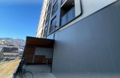 Ringa (Banesa për Shitje te Kompleksi Morea)933/24