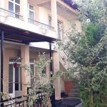 Shitet Shtepia 2 katëshe me 2.5 Ari truall në lagjen Kodra e Trimav