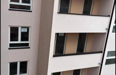 Shitet banesa 2 dhomshe 62m2 kati 3 Fushë Kosovë