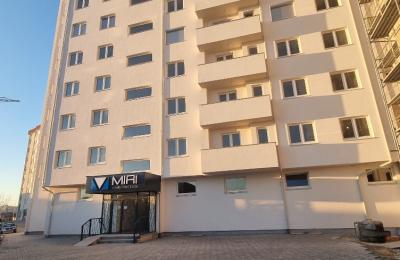 Shitet banesa 3 dhomshe 82.4m2 kati 3 Bresje