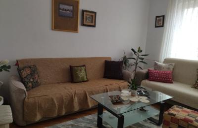 Shitet banesa 1 dhomshe 35m2 kati 2 Bregu i Diellit