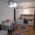 Shitet banesa 2 dhomshe 55m2 kati 5 Fushe Kosove