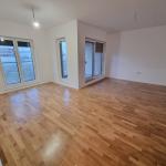 Shitet banesa 4 dhomshe 107m2 kati 6 Lagja e Spitalit