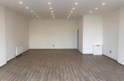 Ipet me qira Lokali 75m2 në Lagjen Kalabri