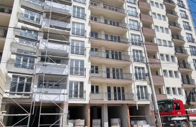 Shitet banesa 3 dhomshe 73m2 kati 6 Fushë Kosovë