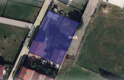 Ringa (Për Shitje dy Shtëpiat në rr,Zenel Hajdini)411/24