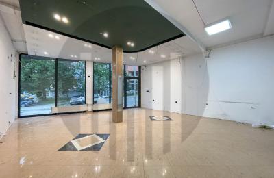 Lokal 55m2 me qira në lagjen Ulpiana