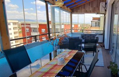 Penthouse në SHITJE/153m2