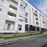 Shitet banesa 3 dhomshe 82m2 kati 2 Lagja e Spitalit