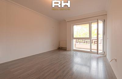 Banesë 77m² me QIRA në Rrugën C