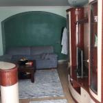 Ipet me qira banesa 2 dhomshe 70m2 kati 1 Kodra e diellit