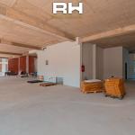 Lokal 360m² + 60m² me QIRA në Aktash