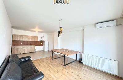 Banesë 98m² për QIRA, Rruga C