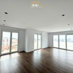 Penthouse/Zyrë 110 m² për QIRA, Aktash