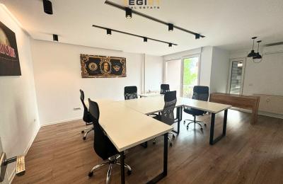 Zyrë 70m² për QIRA, rruga Bill Clinton