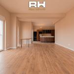 Penthouse – Duplex 260m² + 80m² me QIRA në ‘Prime City’, Veternik