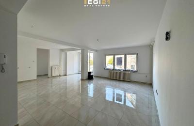 Zyre 135m² për QIRA, Ulpianë