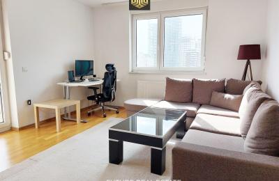 Banesa në SHITJE/72m2