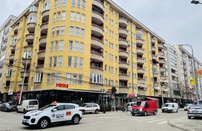 Ipet me qira banesa 2 dhomshe 73m2 kati 3 Fushe Kosove