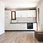 Banesa me qira 100m2 ne Bregun e Diellit