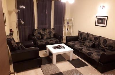 Ipet më qira banesa 2 dhomëshe 60m2 kati 1 në lagjen Dodona