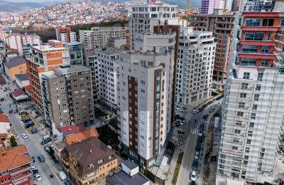 Lokal 72m2 me qira në lagjen AKTASH