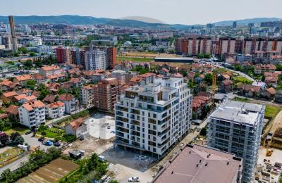 Banesë me 3 dhoma gjumi në shitje në lagjen Kalabria-Emshir