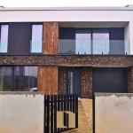 Shitet Shtëpia Në Lagjen Qëndresa: Sipërfaqe 240M2, Pamje Të Mrekullueshme