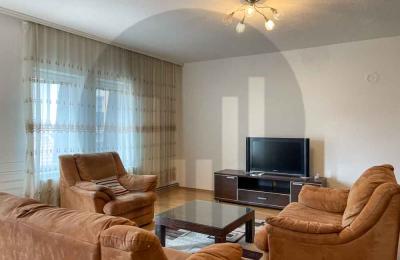 Kat Shtëpie me qira në lagjen Aktash