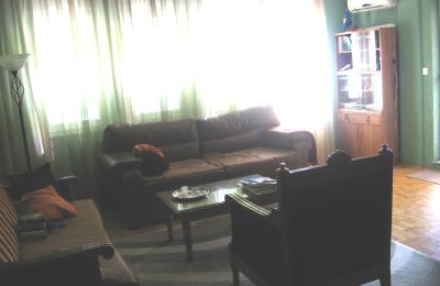 Ipet me qira banesa 3 dhomëshe 80m2 në lagjen Dodona